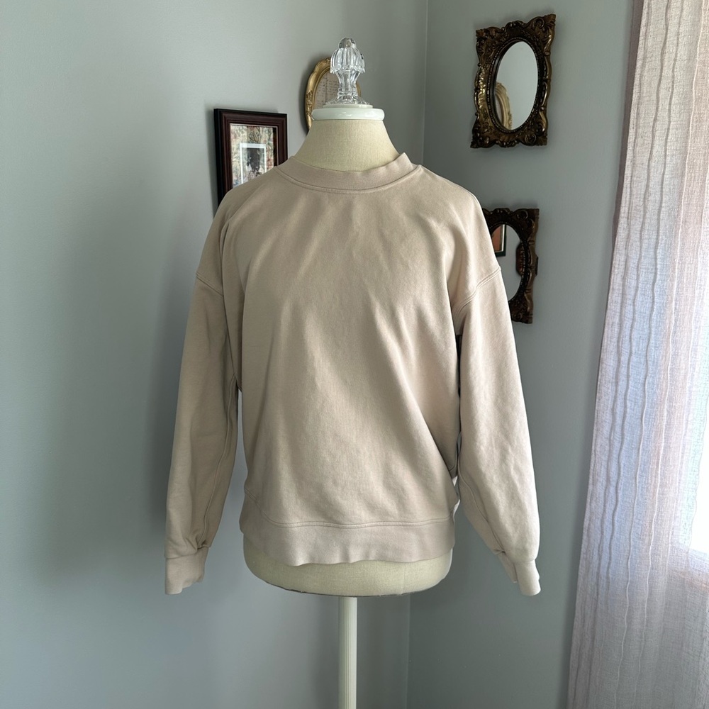 Lululemon Beige Crewneck